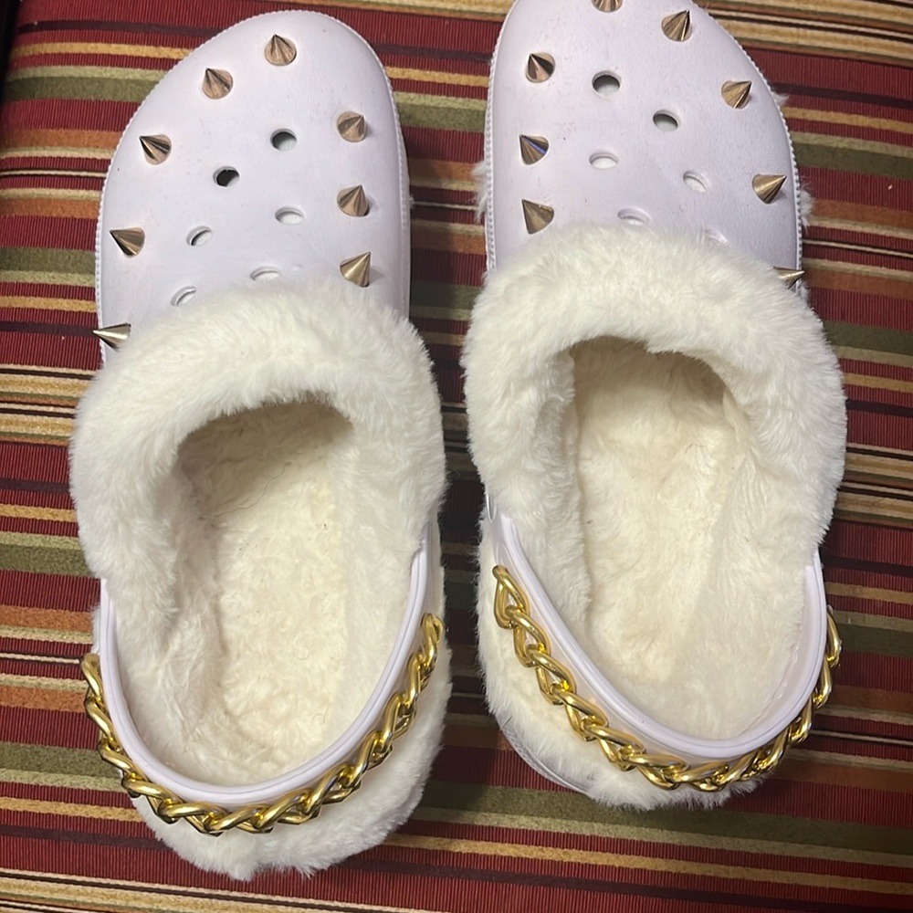 Women Spiked Clogs!!!!Size 9